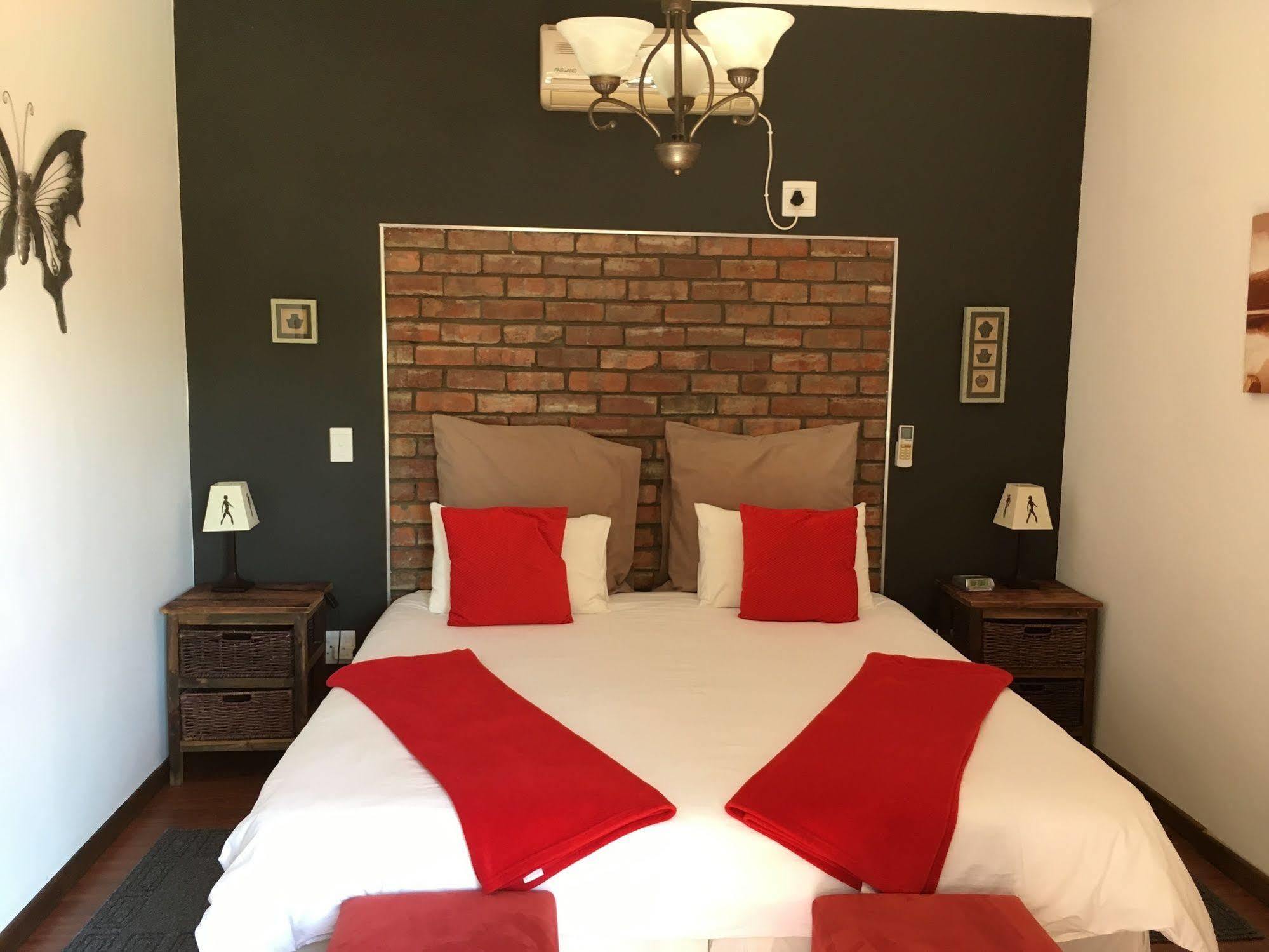 Ons Stee Bed And Breakfast ウェリントン エクステリア 写真